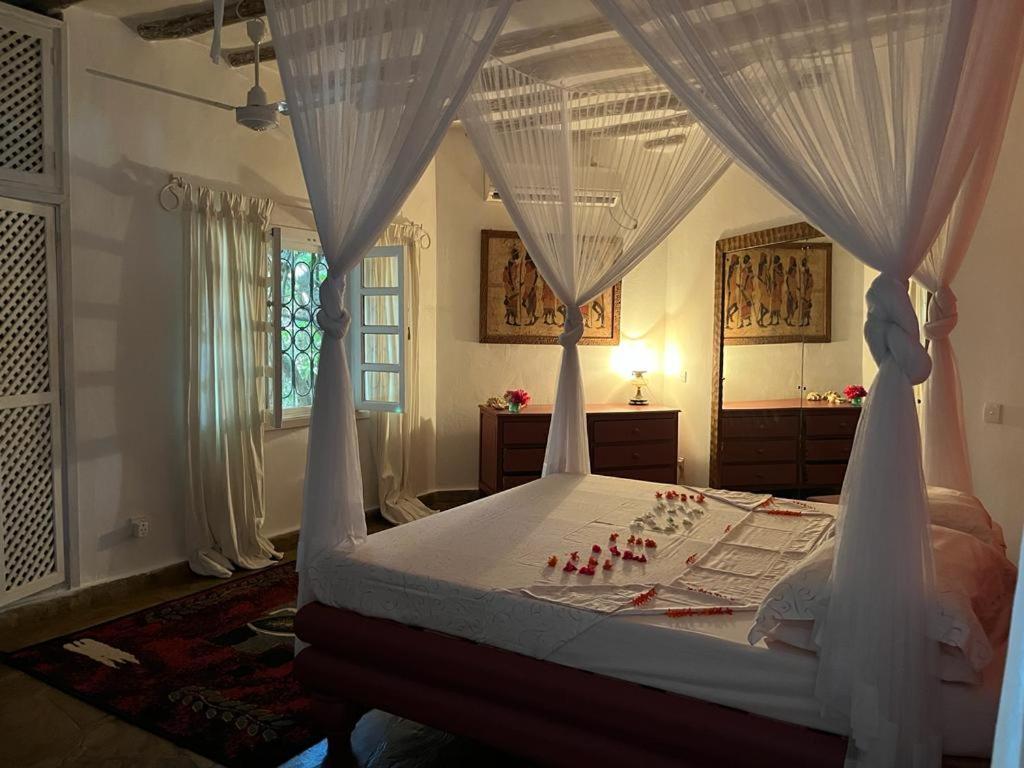 Fulvia House Villa Malindi Bagian luar foto